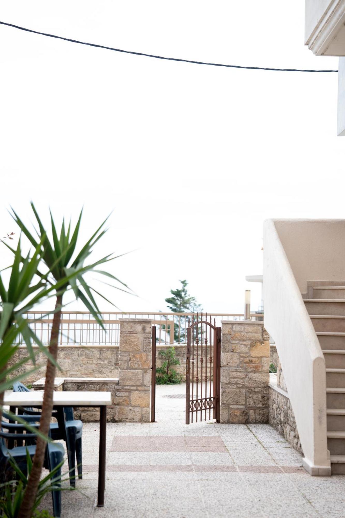 אפיטוס Artistic 1 Apartment מראה חיצוני תמונה